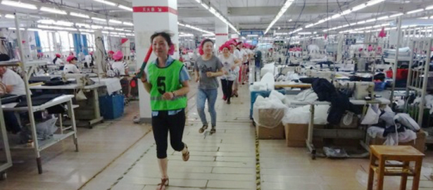 刘潭服装“青年安全生产示范岗”，为安全生产提供保障