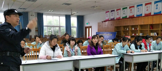 刘潭服装成功举办第八次新员工入职培训会议